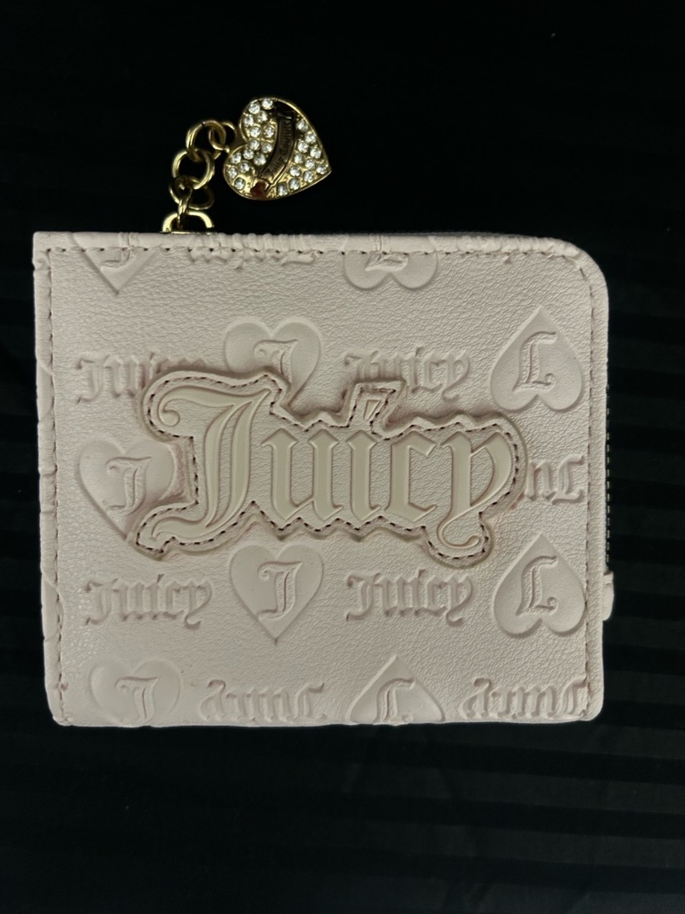 2023 Juicy couture embossed wallet 3.5”x 3.5”